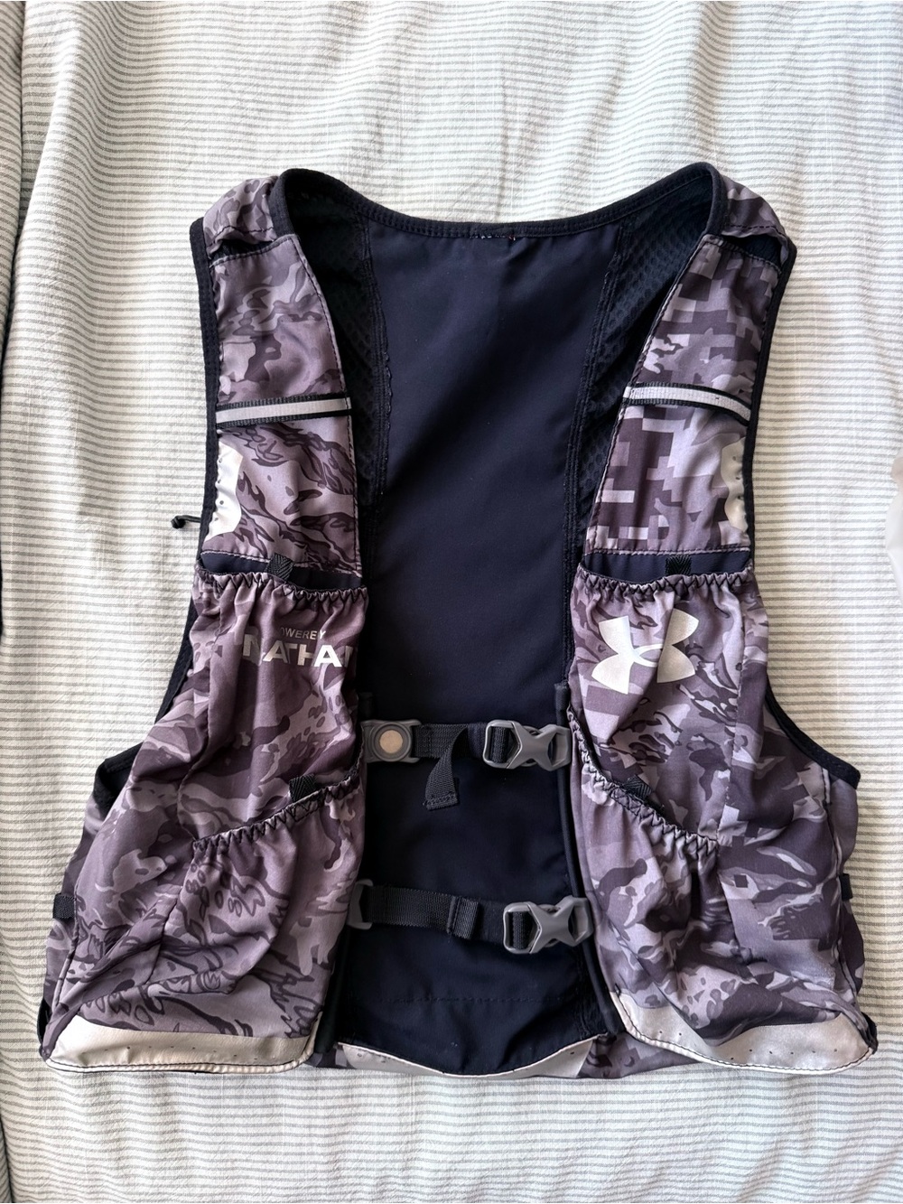 Under Armour Gray Camo Running Vest